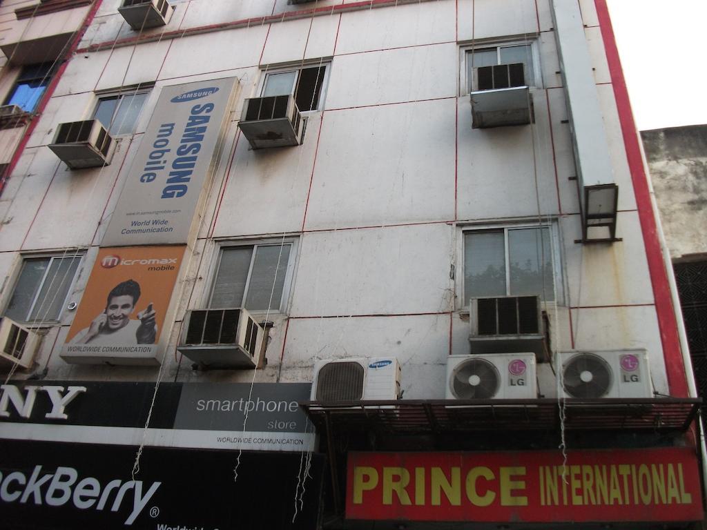 Hotel Prince International Nuova Delhi Esterno foto